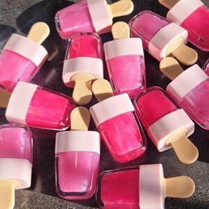 Mainely Melts Gloss Pops